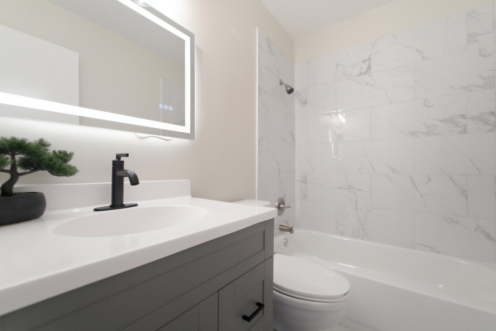 Griffith full home renovation upper bathroom vanity and tub